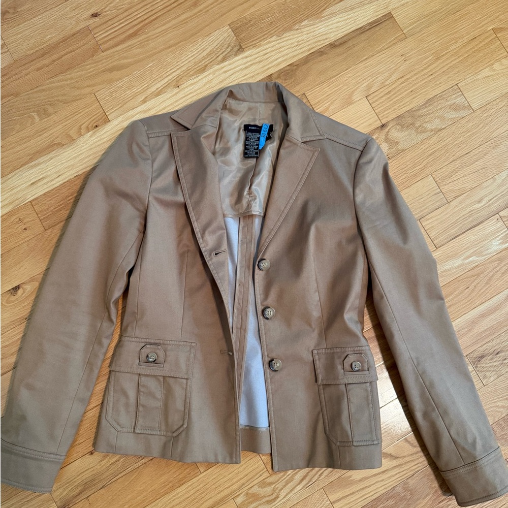 BCBG Tan Blazer Classic Cut Suit Jacket